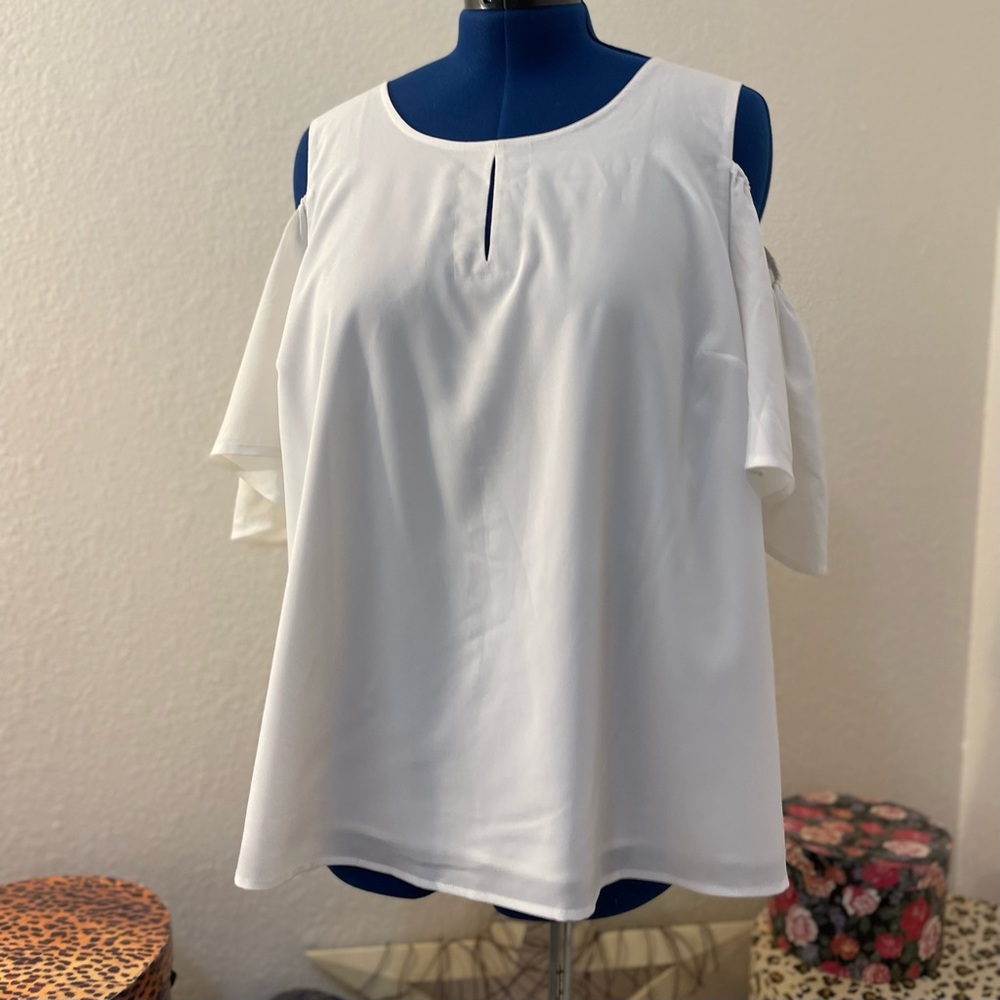 LANE BRYANT Cold Shoulder Cream Blouse, Size 18